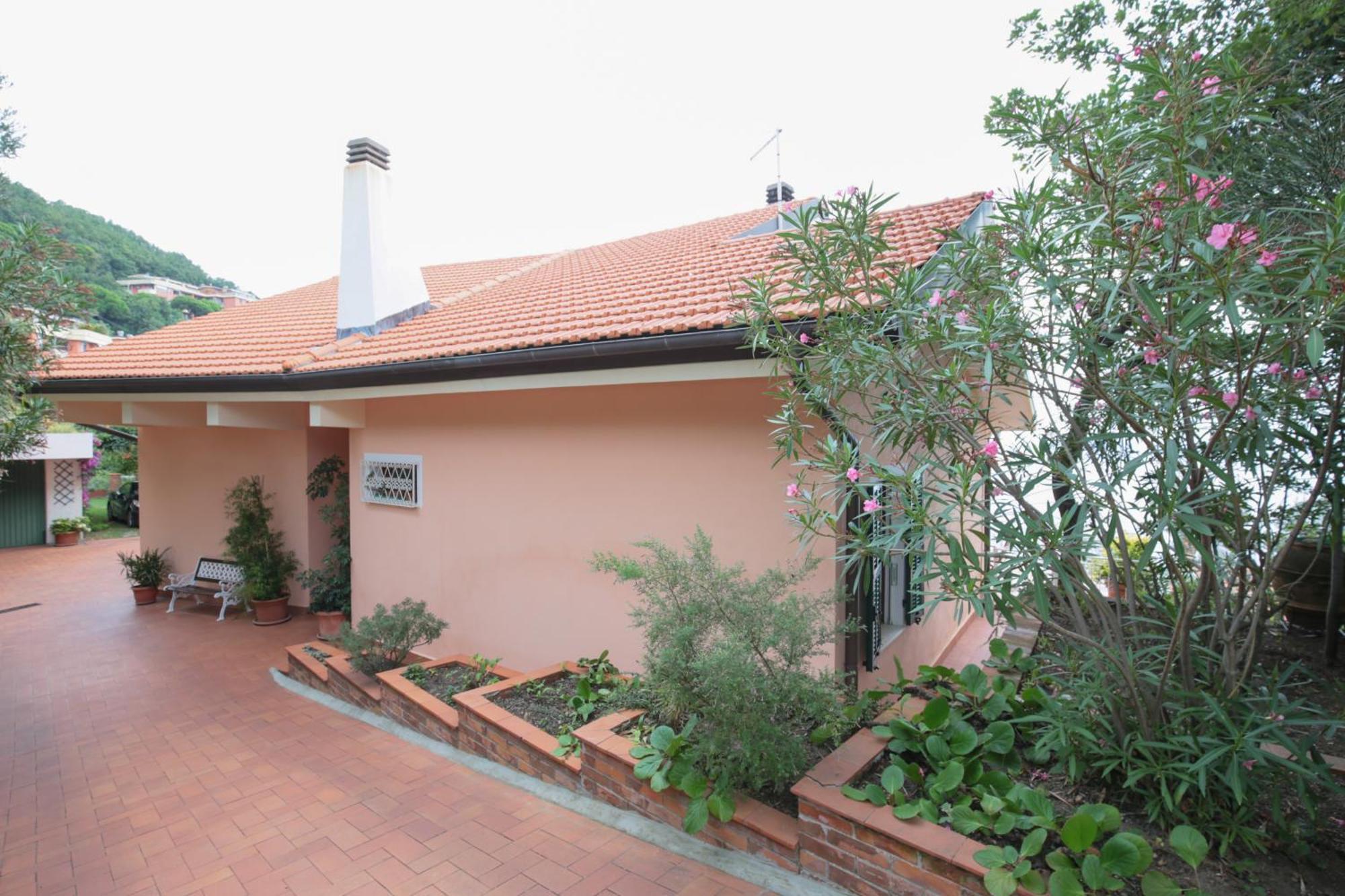 Villa Gio - Terrazza Nel Blu Bergeggi Eksteriør bilde