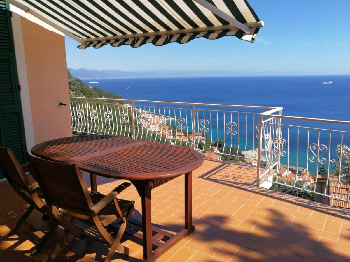 Villa Gio - Terrazza Nel Blu Bergeggi Eksteriør bilde